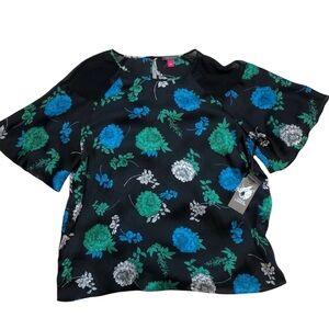 NWT - Vince Camuto top - size large